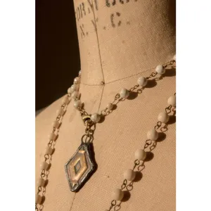 70's Chic Pendant Necklace