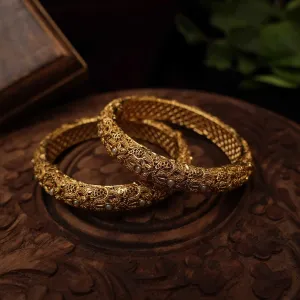 Aarvi Antique Pearl Bangles