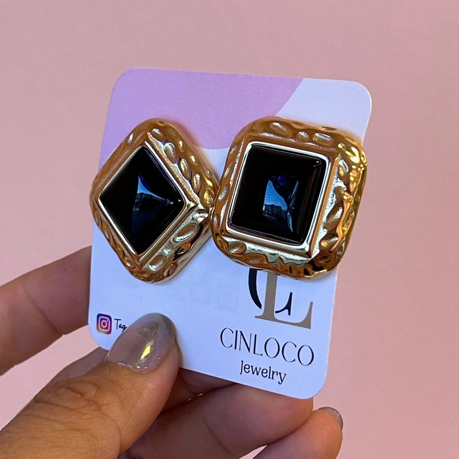 Alma Vintage Studs