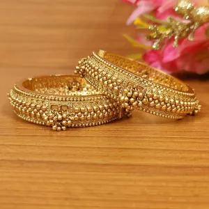 ANTIQUE GOLD PLATED TRADITIONAL GHUNGROO BANGLES