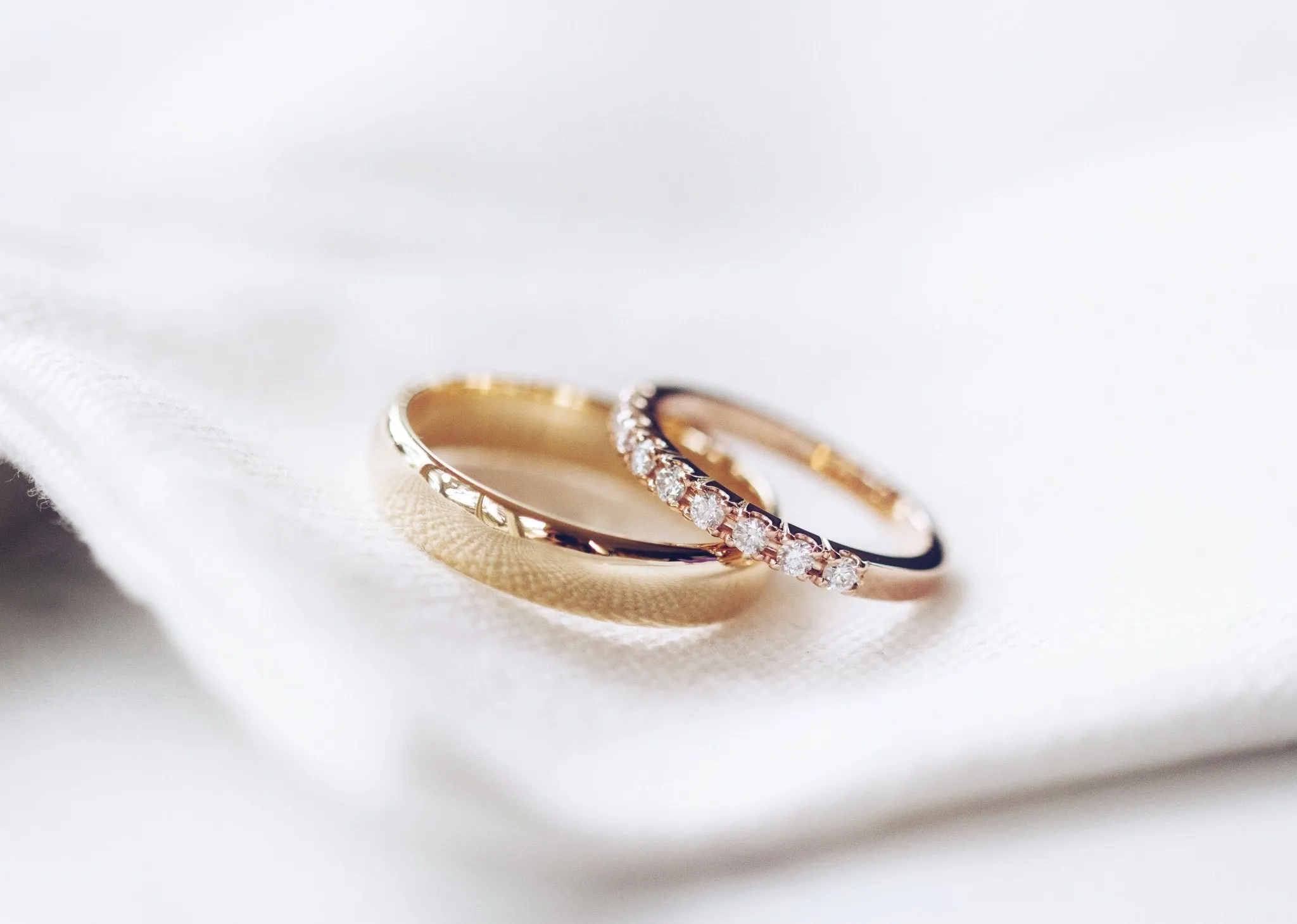 Classic Wedding Rings Yellow