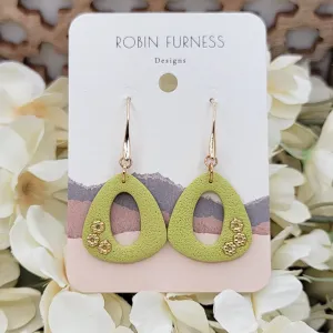 Delicate Details Earrings