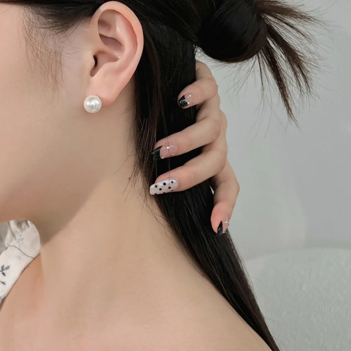 [Goodv]Delicate Pearl Earrings