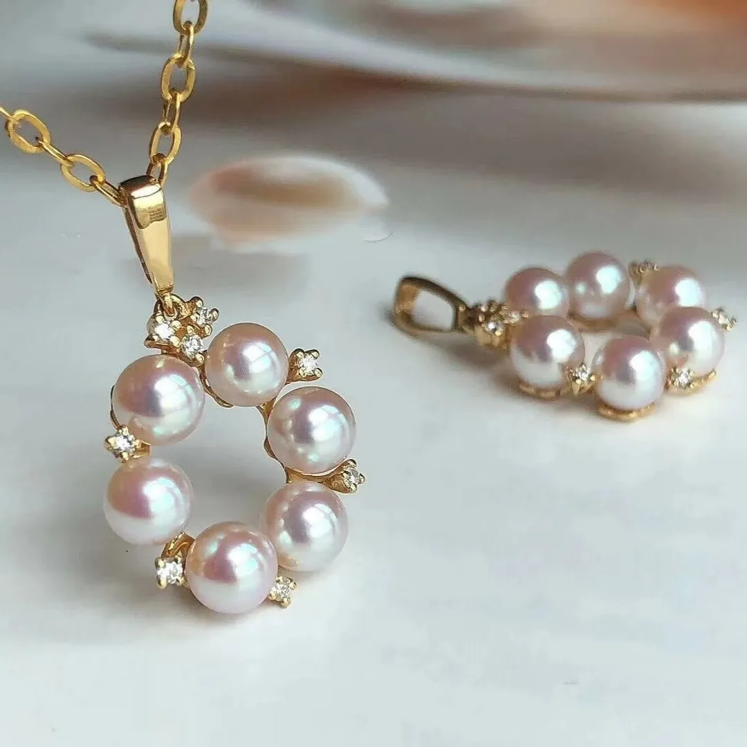 Grape 4.0-4.5 mm White Baby Akoya Pearl Pendant Mounted on G18K
