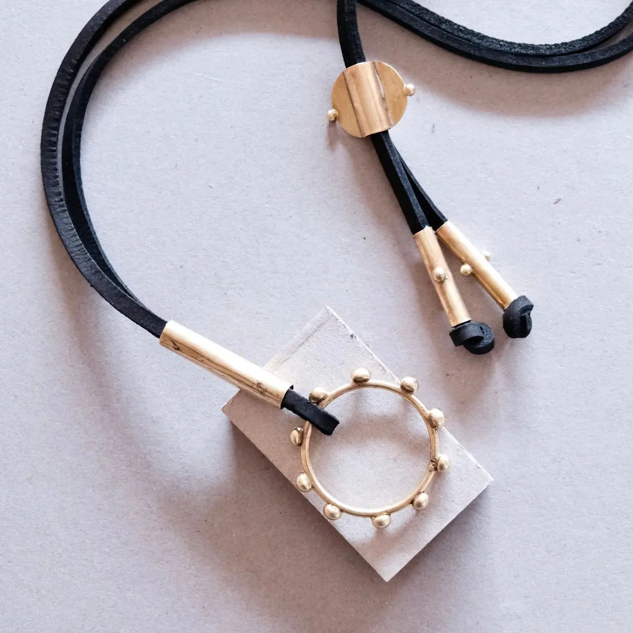 Hebba Halo Pendant Necklace