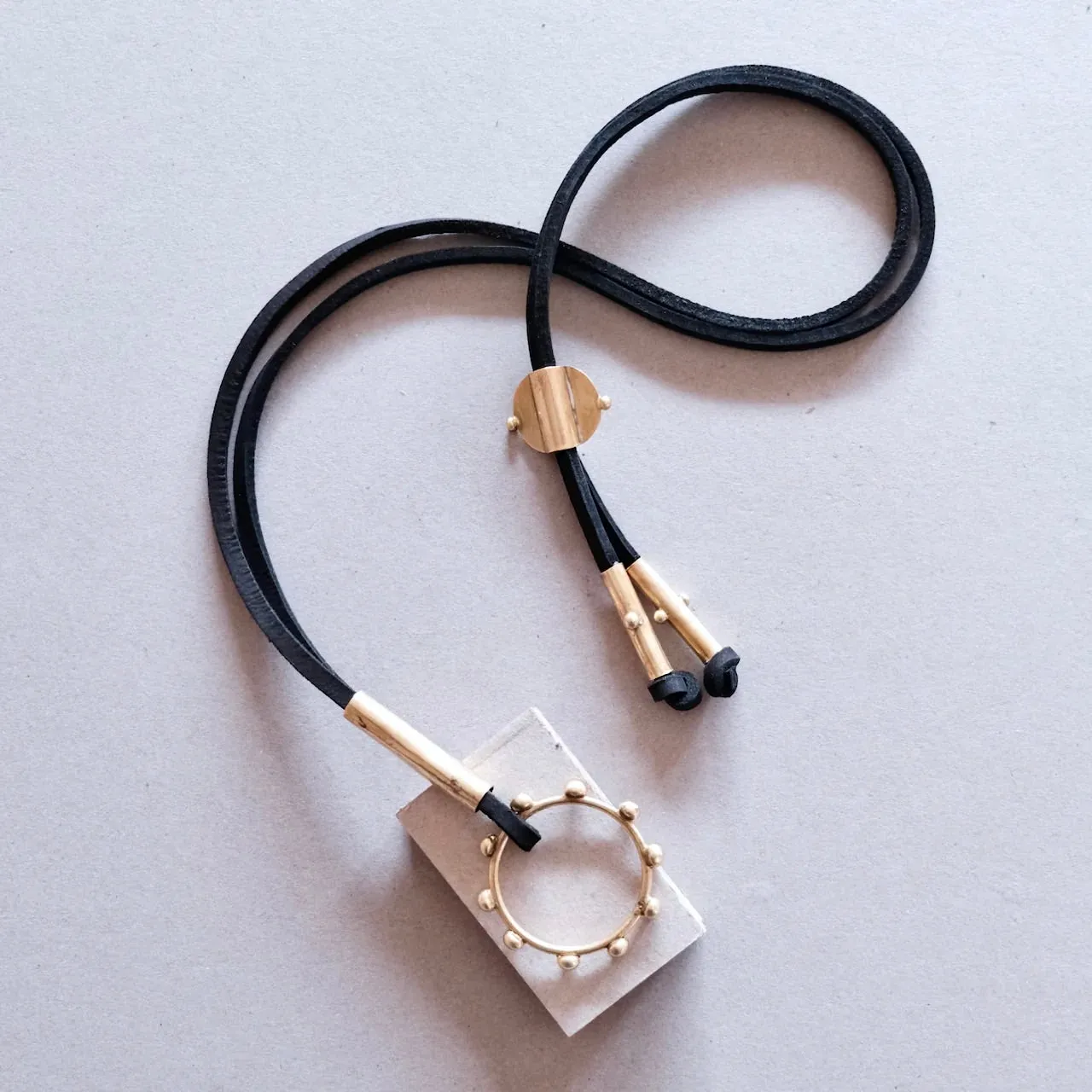 Hebba Halo Pendant Necklace