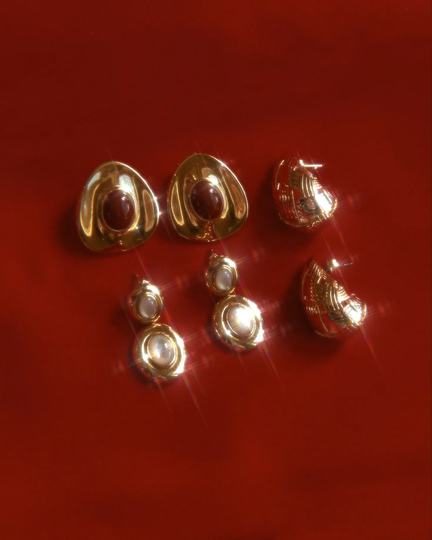 Hunter Statement Studs