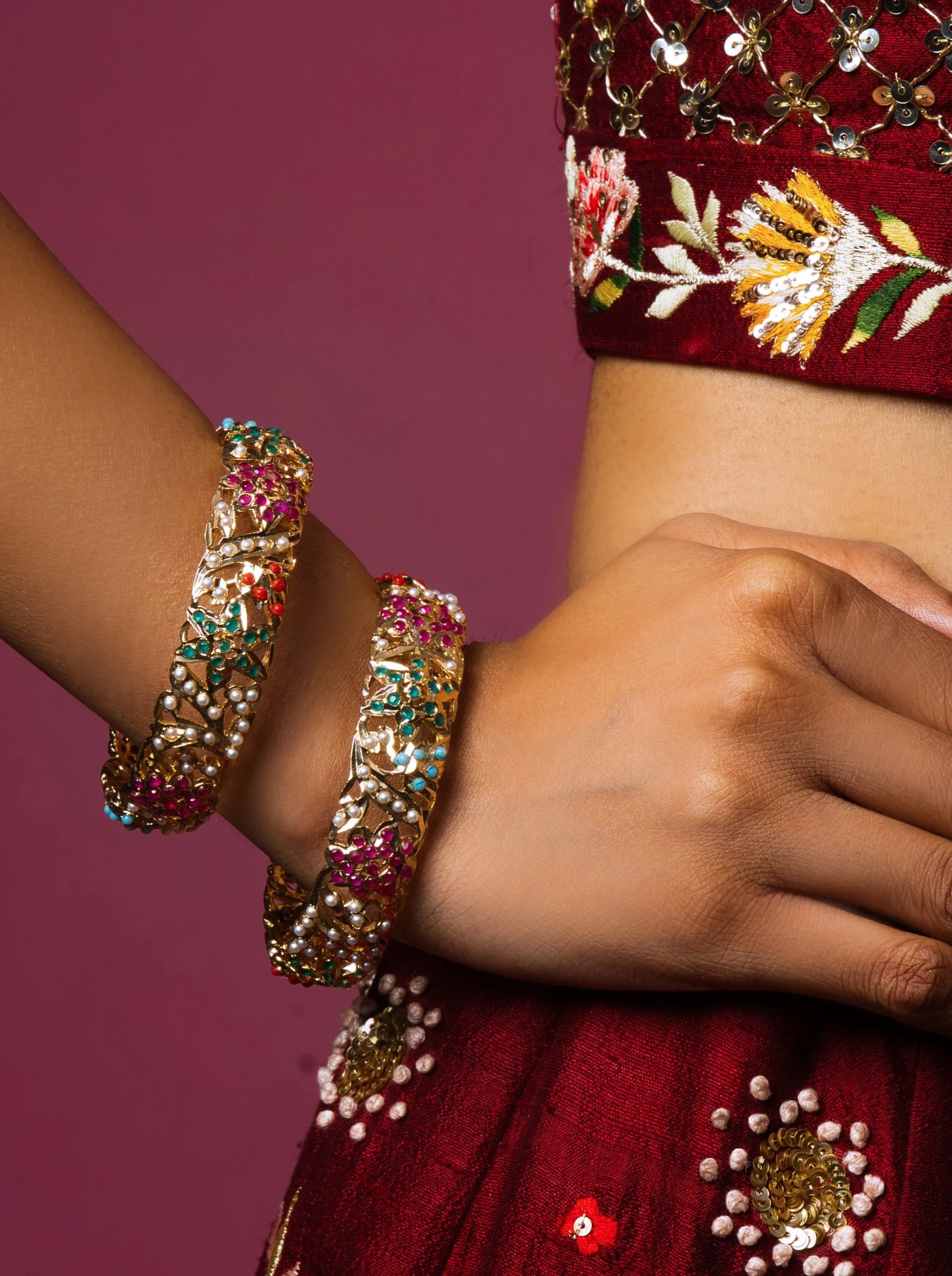 Jadau Navratan Bangles