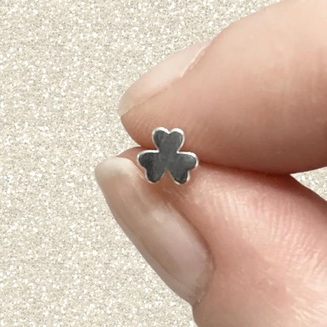 KD Shamrock Earring in Sterling Silver (single earring)