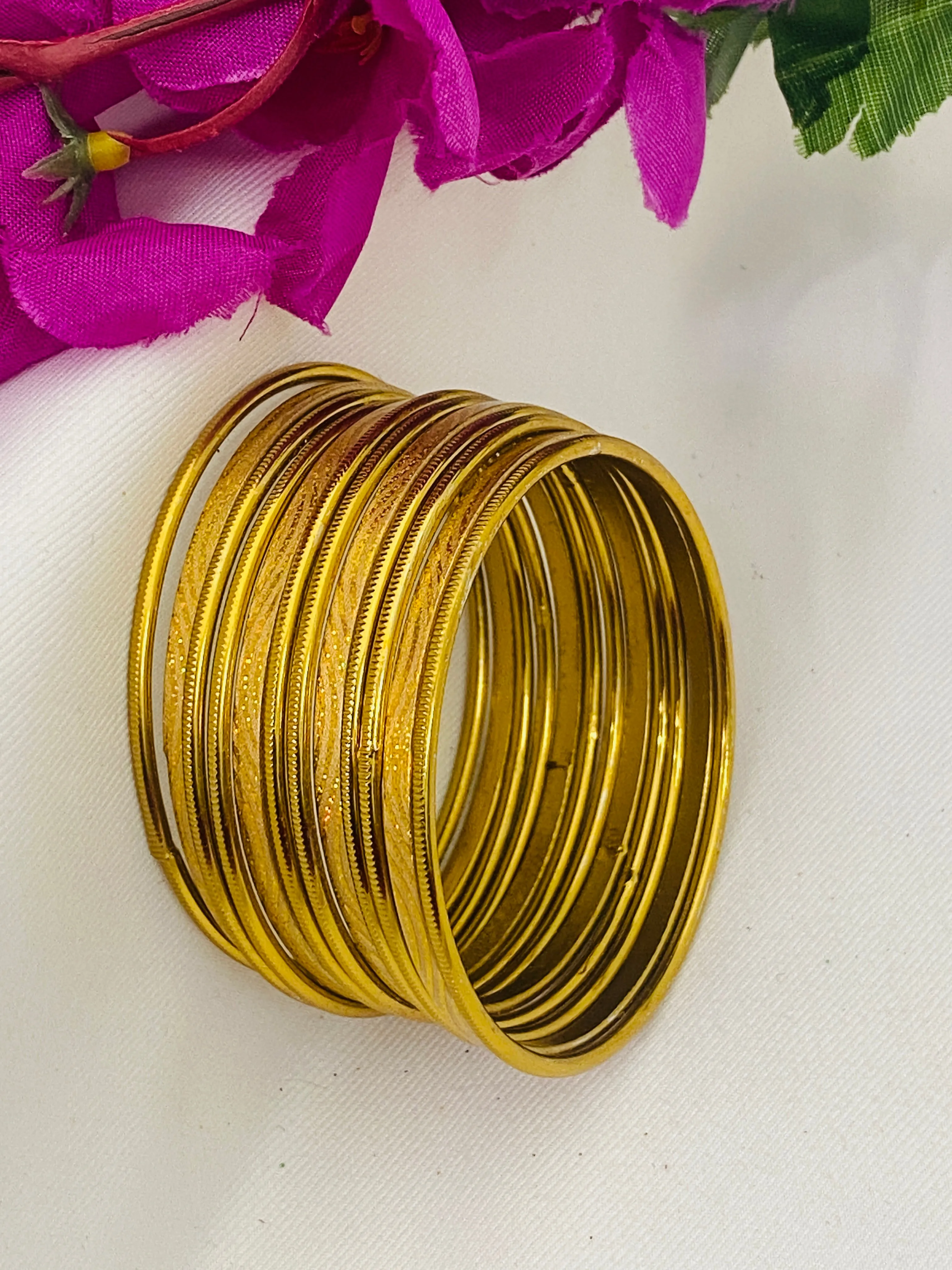 Latest Gold Plated Wedding Antique Designer Traditional Bangles