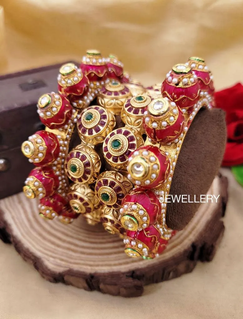 Multicolor Rajwadi Jadau Kada 4 Navratana Pacheli Bangles Meenakari Hand-painted Kade Jadtar Openable Bangle Rajasthani Jewelry