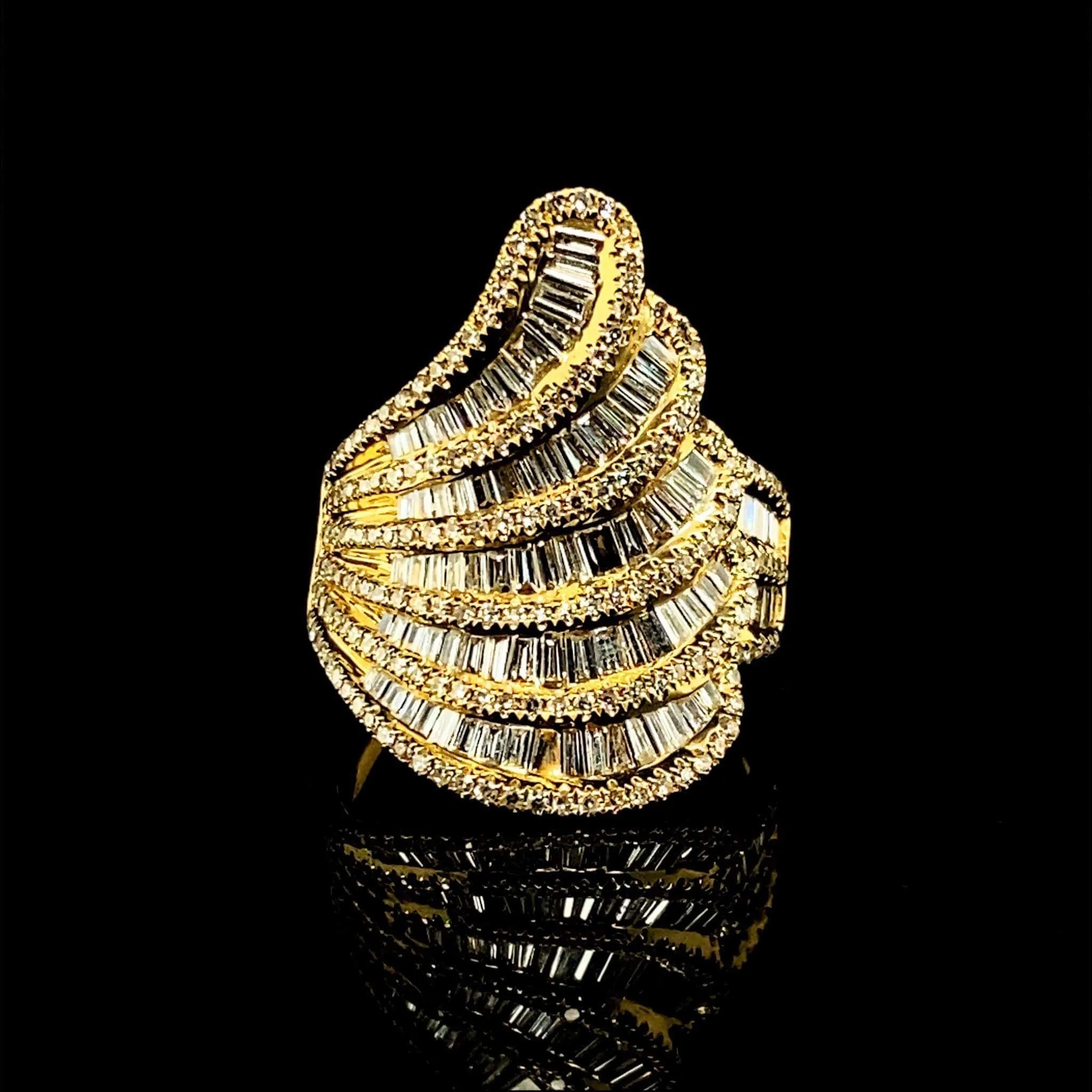 PREORDER| Golden Angel Wings Diamond Statement Jewelry Set 14kt
