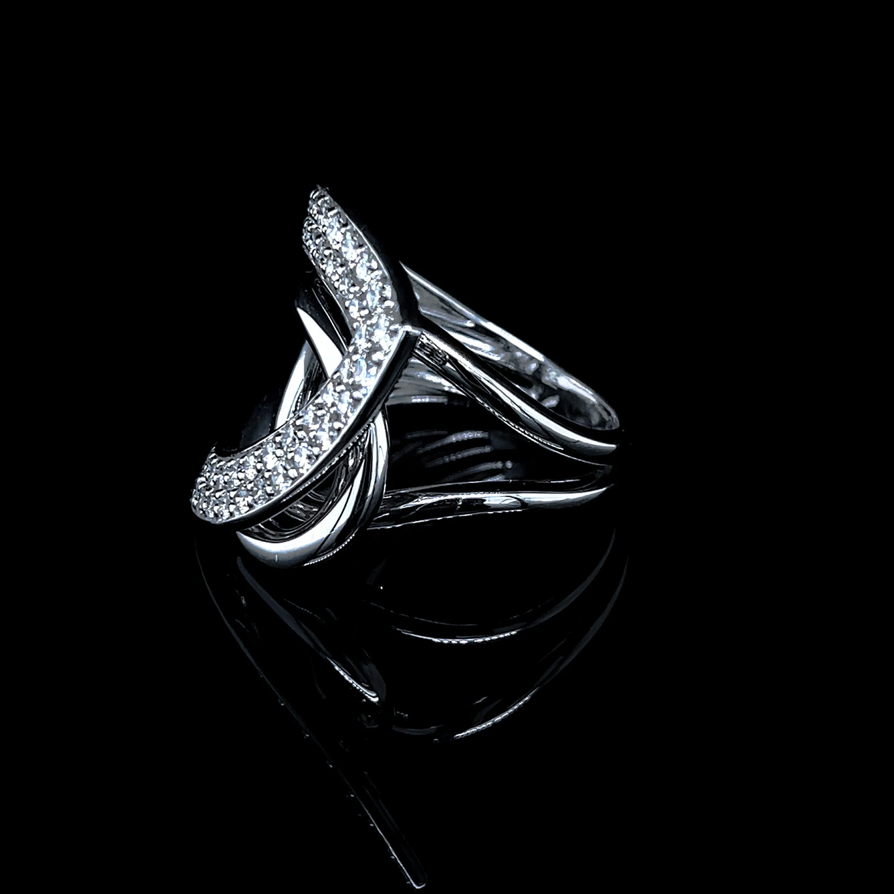 PREORDER | Paved Statement Diamond Ring 14kt