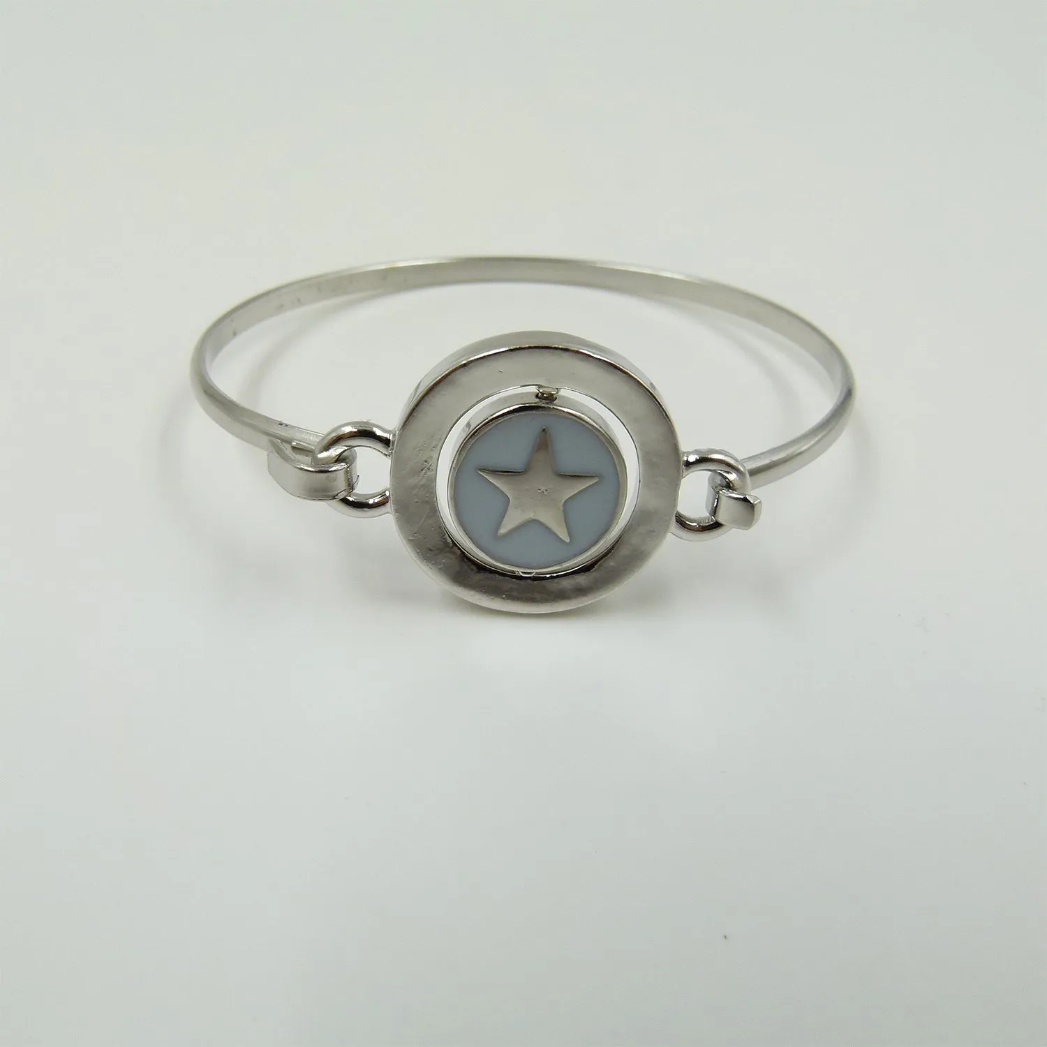 "wish" and star spinning disc bangle