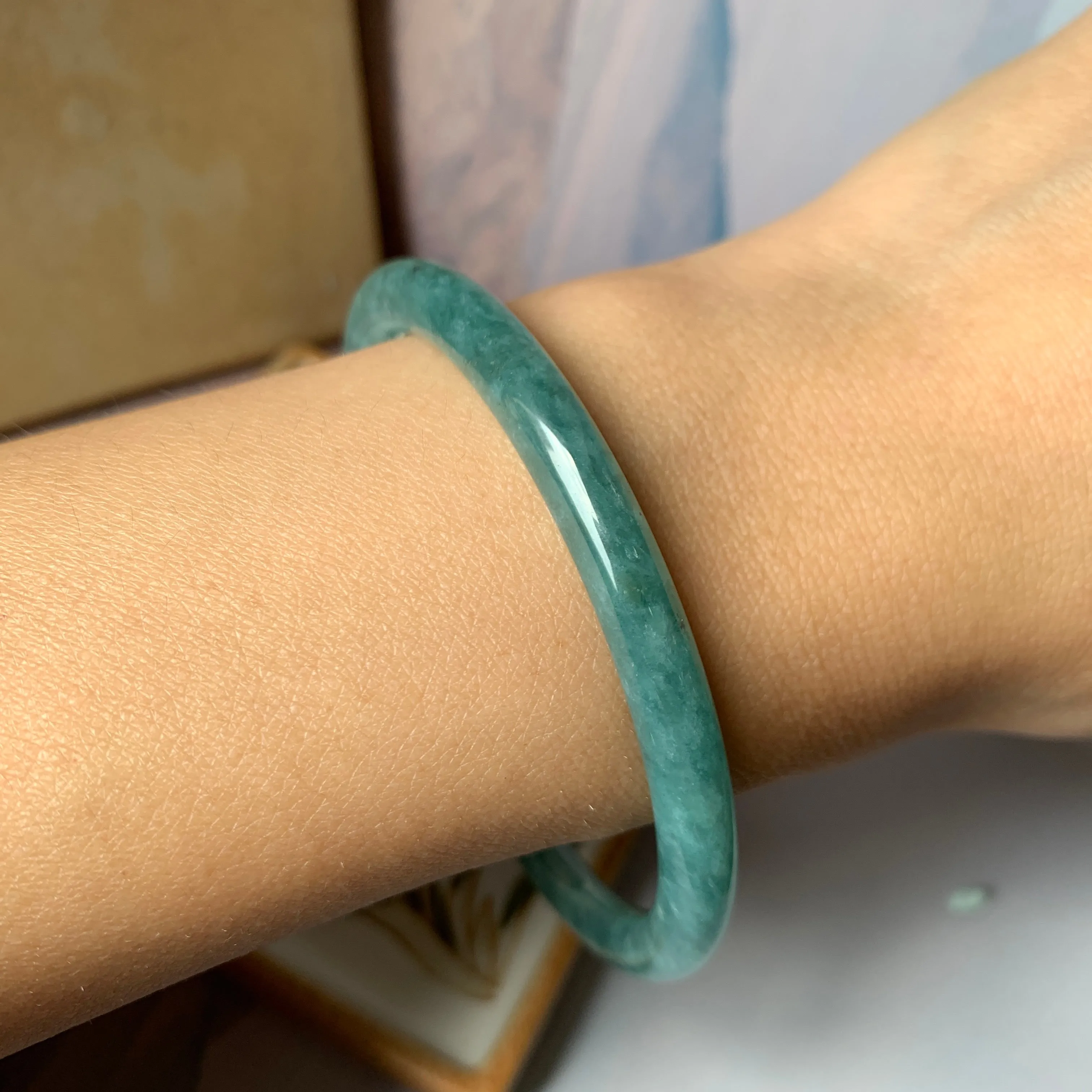 SOLD OUT: 58.2 mm A-Grade Natural Greenish Blue Jadeite Traditional Round Bangle No.151909