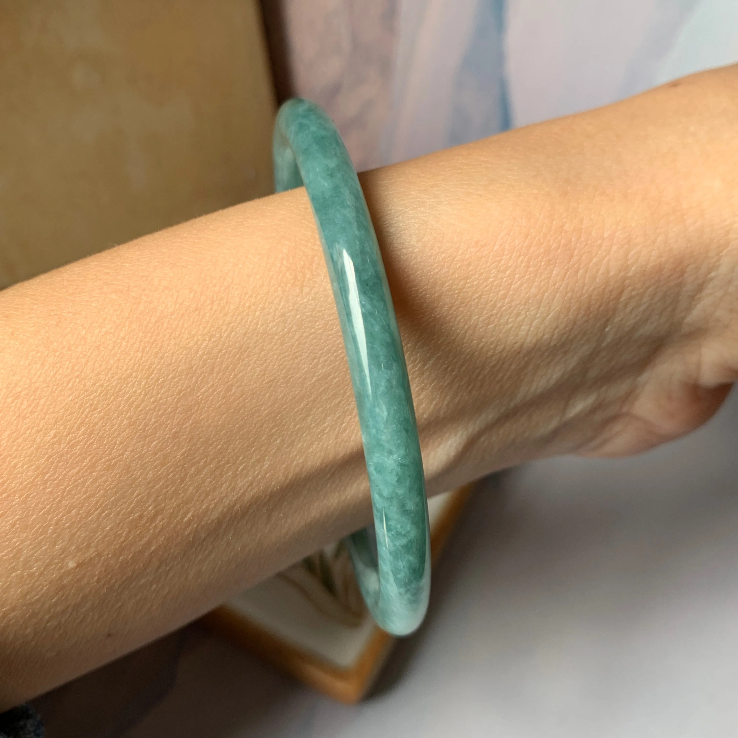 SOLD OUT: 58.2 mm A-Grade Natural Greenish Blue Jadeite Traditional Round Bangle No.151909