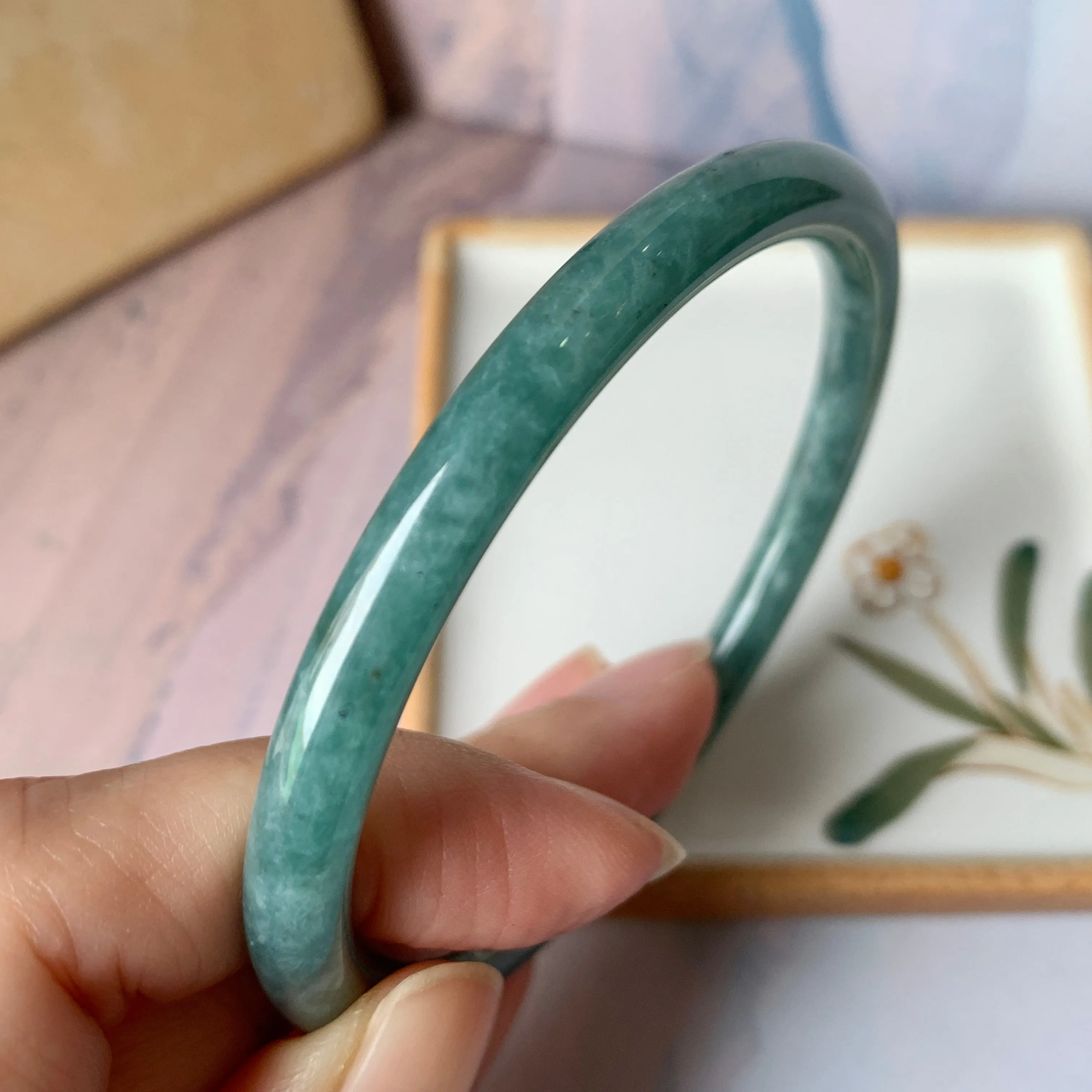 SOLD OUT: 58.2 mm A-Grade Natural Greenish Blue Jadeite Traditional Round Bangle No.151909