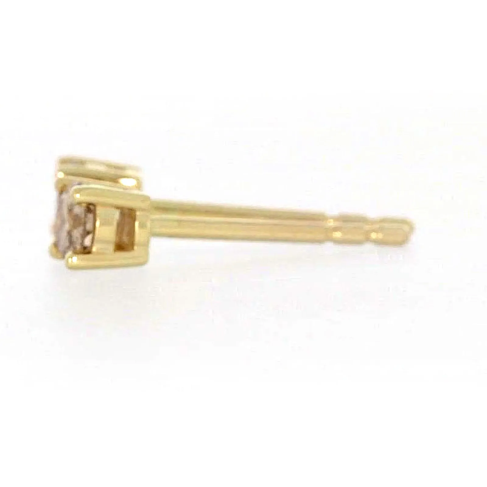 Solitaire 9ct Yellow Gold Round Brilliant Cut 1/4 CARAT tw of Diamonds Stud Earrings