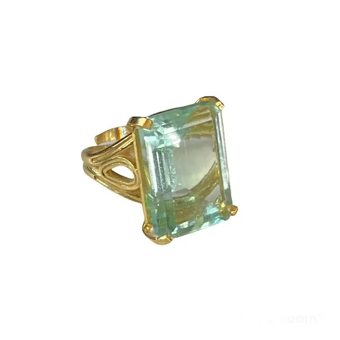 Statement Aqua Ring
