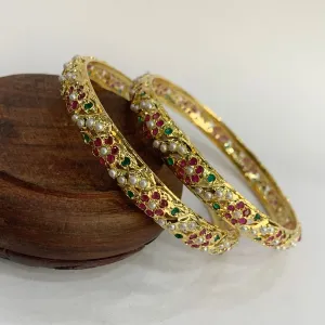 Traditional Jadau Bangle With White Pearls