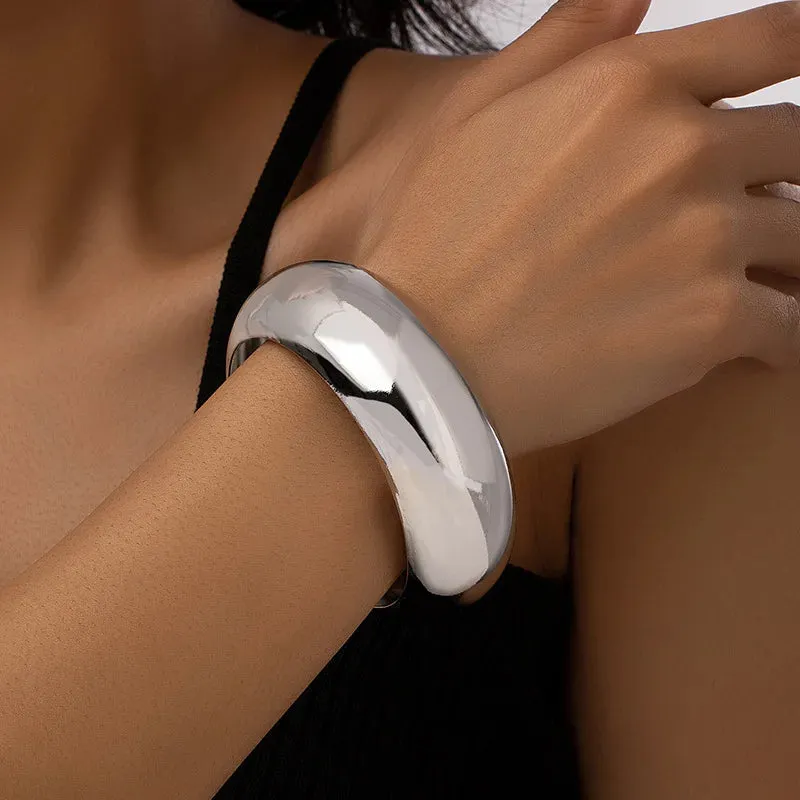 Vintage Hyperbole Geometric Wide-Face Bangles