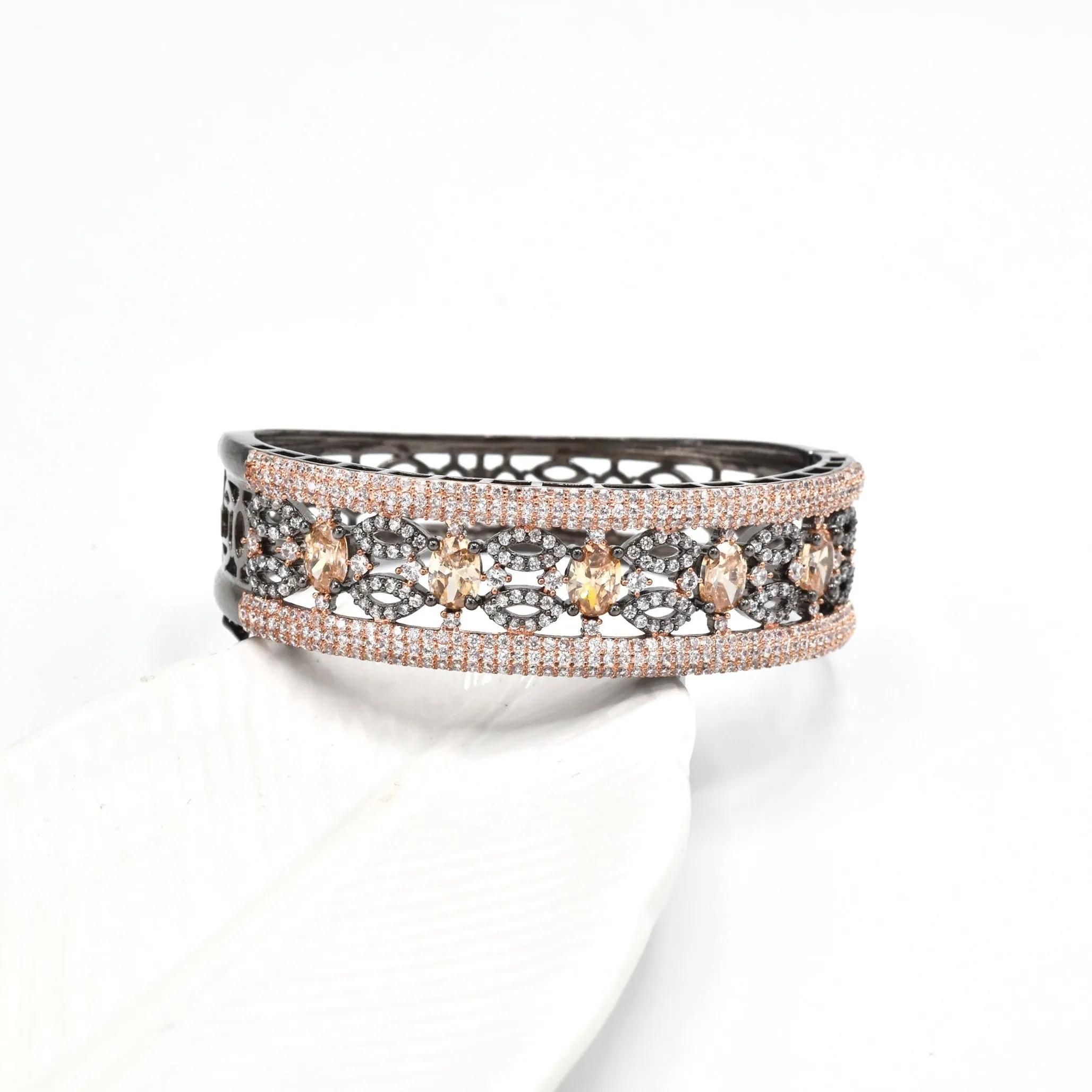 Zyna Yellow Stone Bracelet - Antique